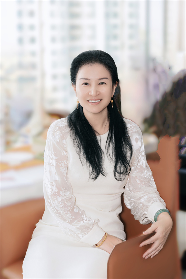 赵红1.jpg